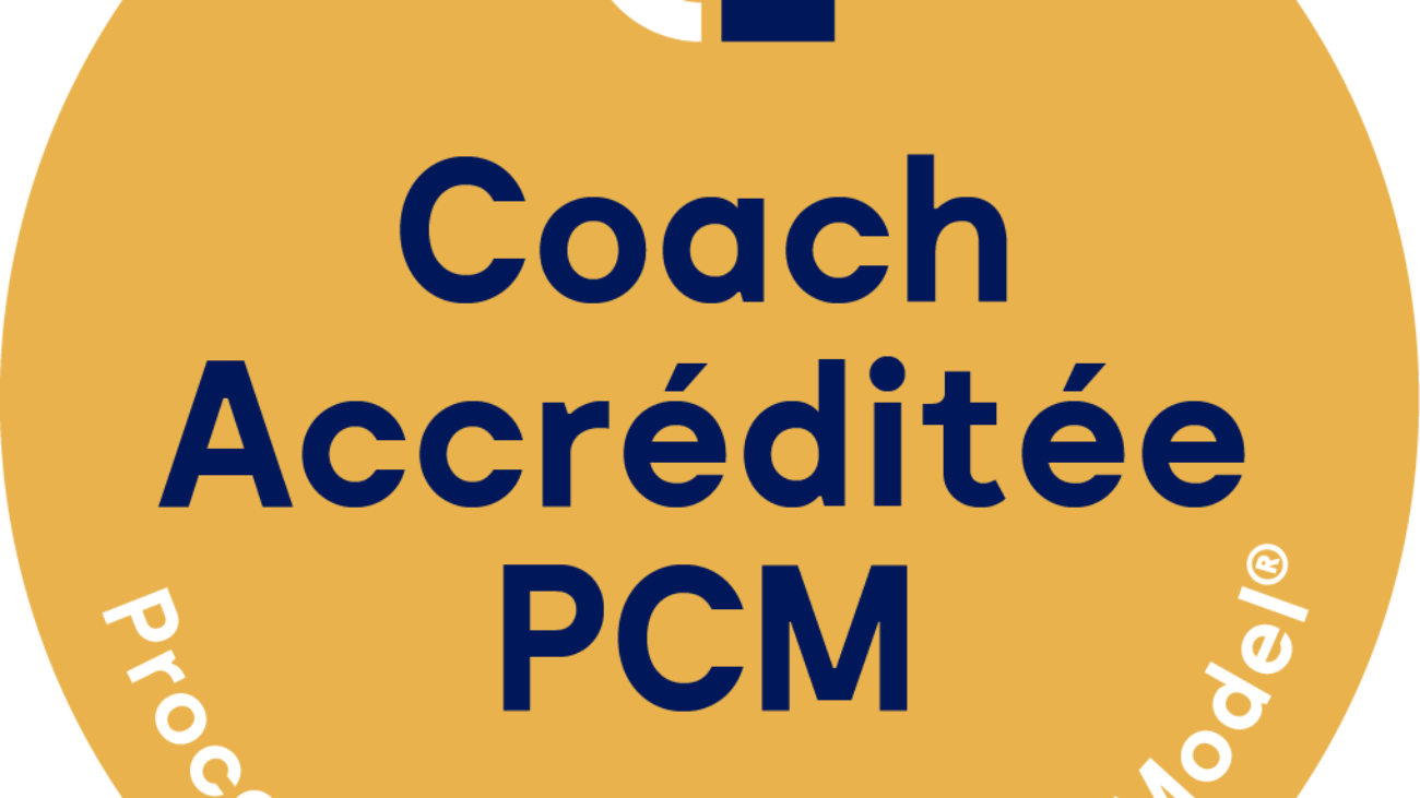 PCM_Badge_Coach Accreditee_feminin_FR_RVB